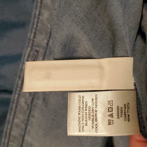 Ann Taylor Chambray Blue Button Down Shirt - Picture 8 of 9